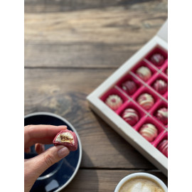  Assorted sweets fig-strawberry 200g